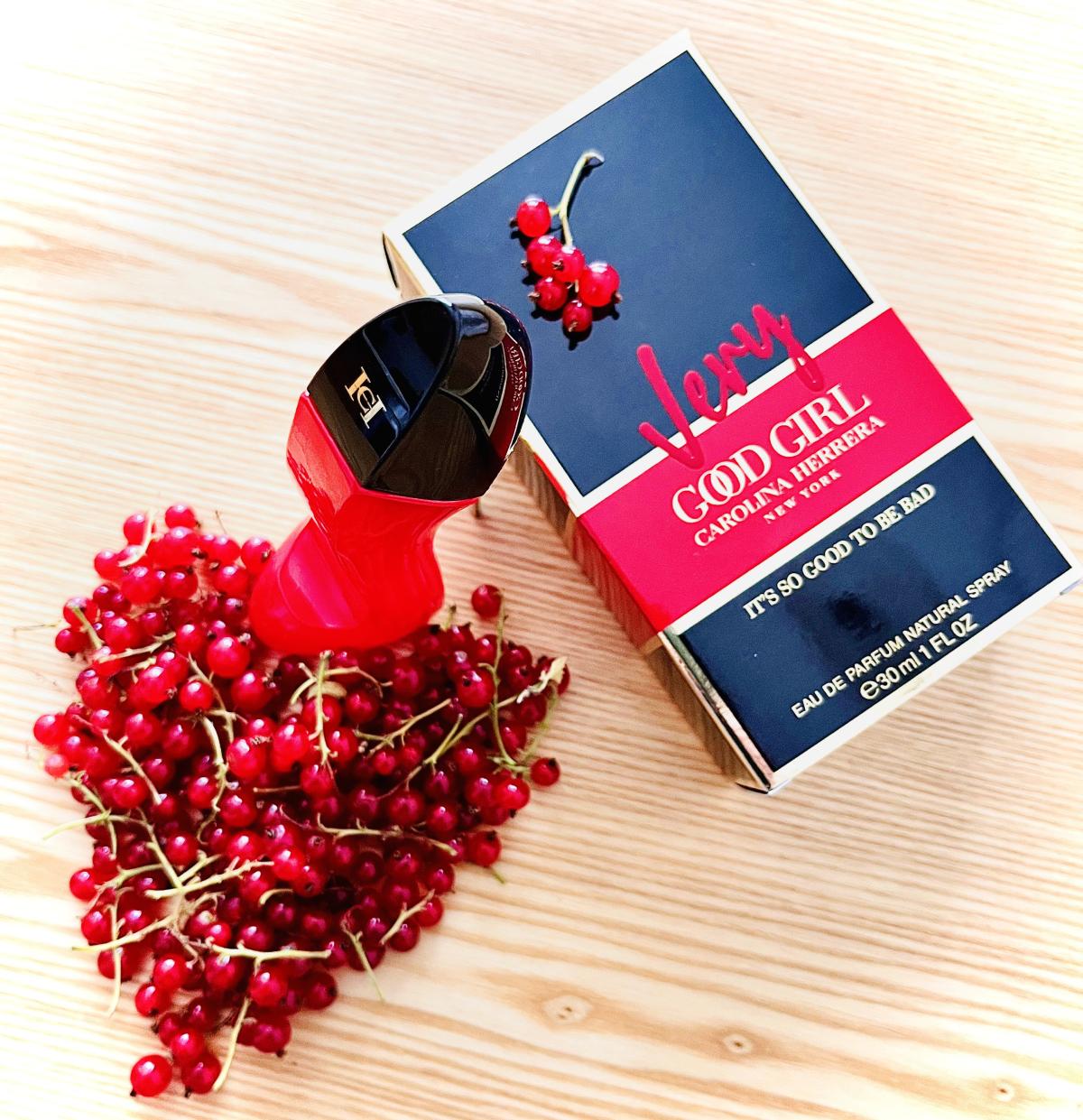 Carolina Herrera Very Good Gir - đánh giá và giá Wedding Led